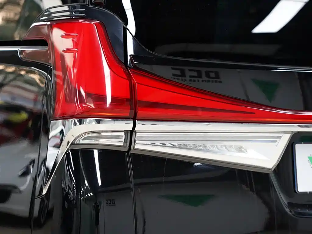 Фото машины 44