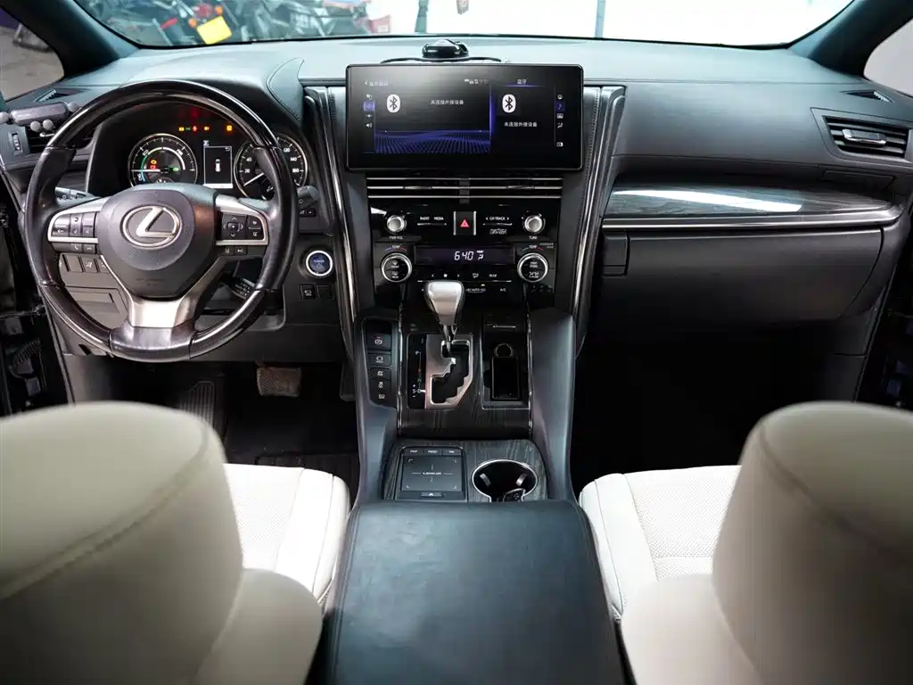 Фото машины 42