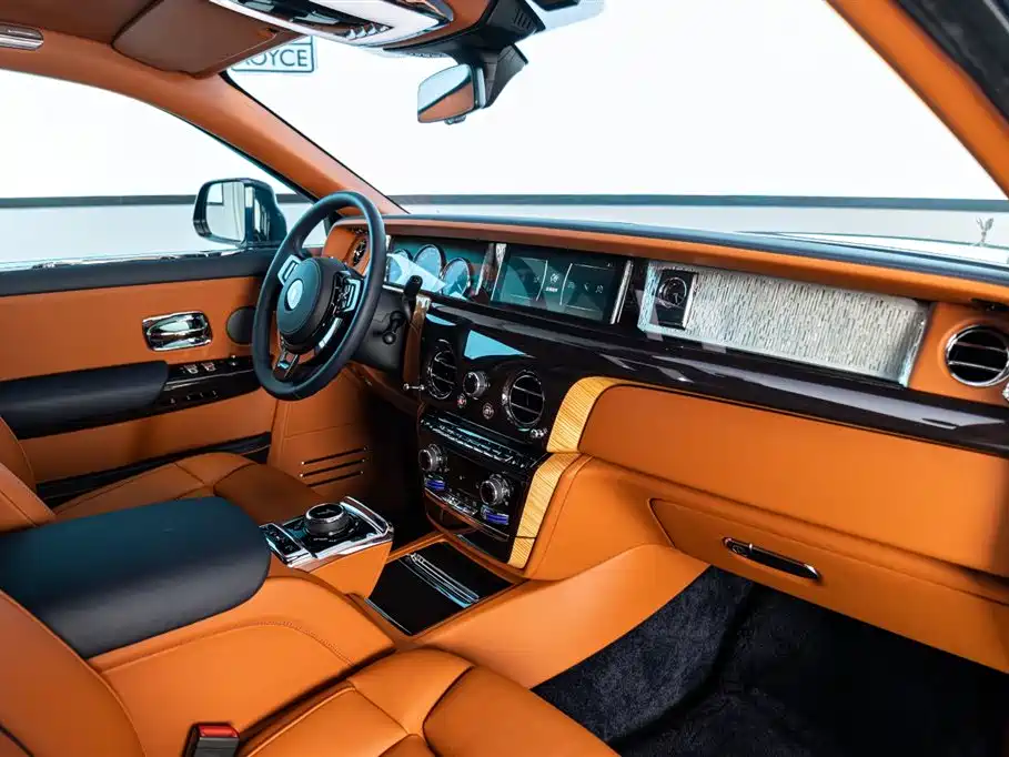 Phantom 2024 Long Wheelbase Version Series II