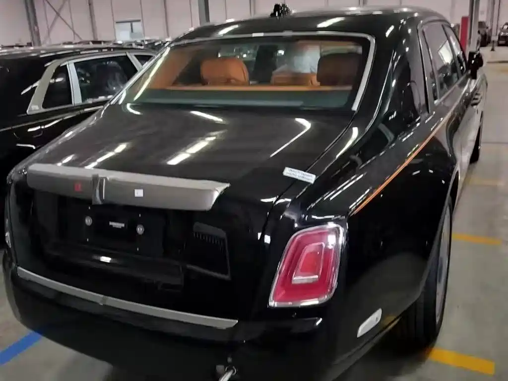 Phantom 2024 Long Wheelbase Version Series II