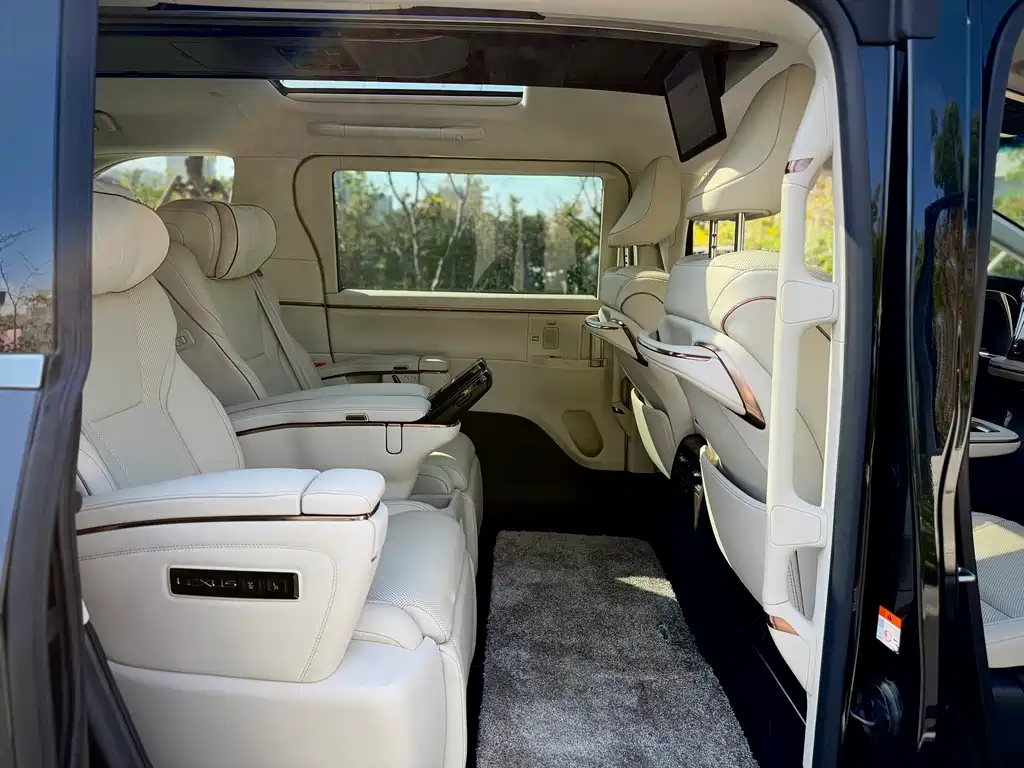 Фото машины 22