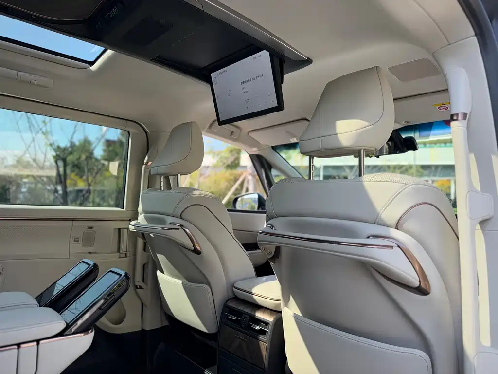 Фото машины 23