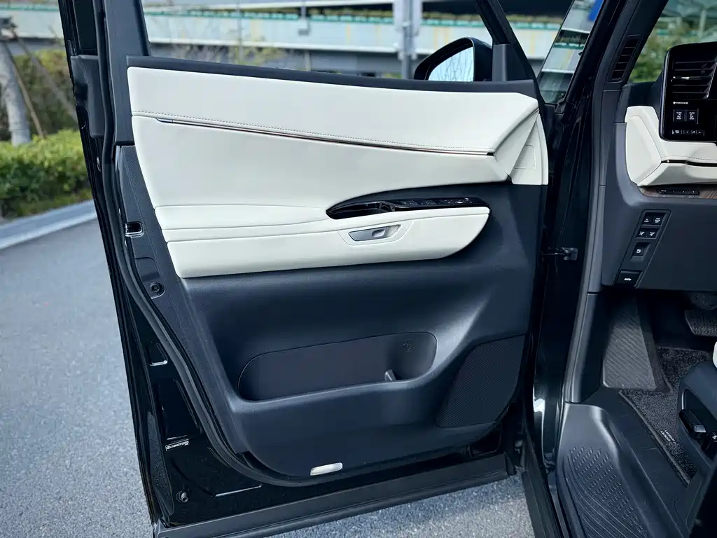 Фото машины 25