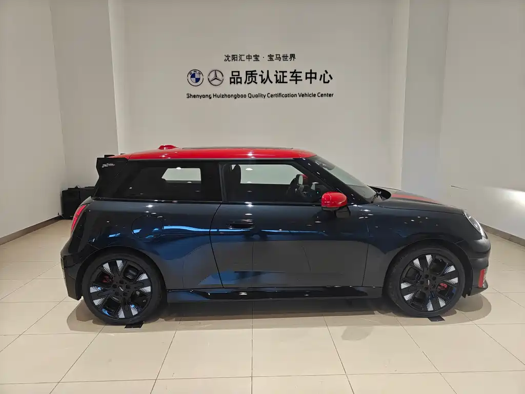 ELECTRIC MINI JCW 2025 JOHN COOPER WORKS