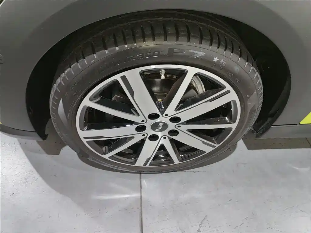 Фото машины 25