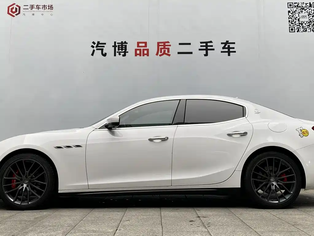 Ghibli 2019 model 3.0T Standard edition Country VI