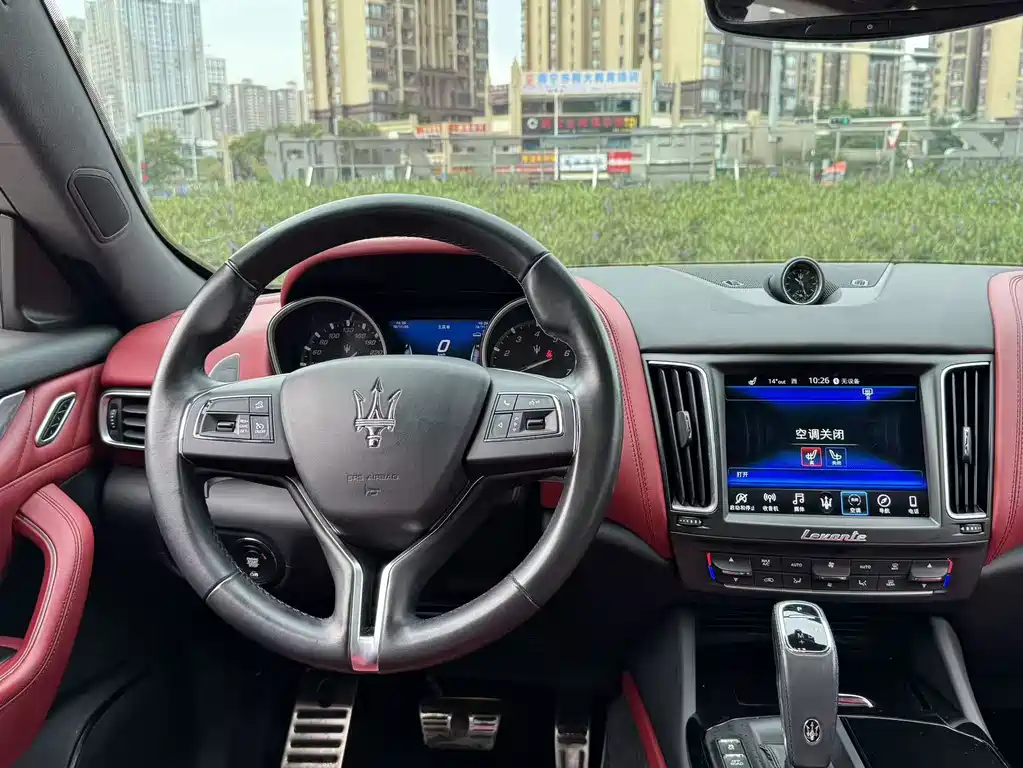 Levante 2019 model 3.0T Standard edition Country V