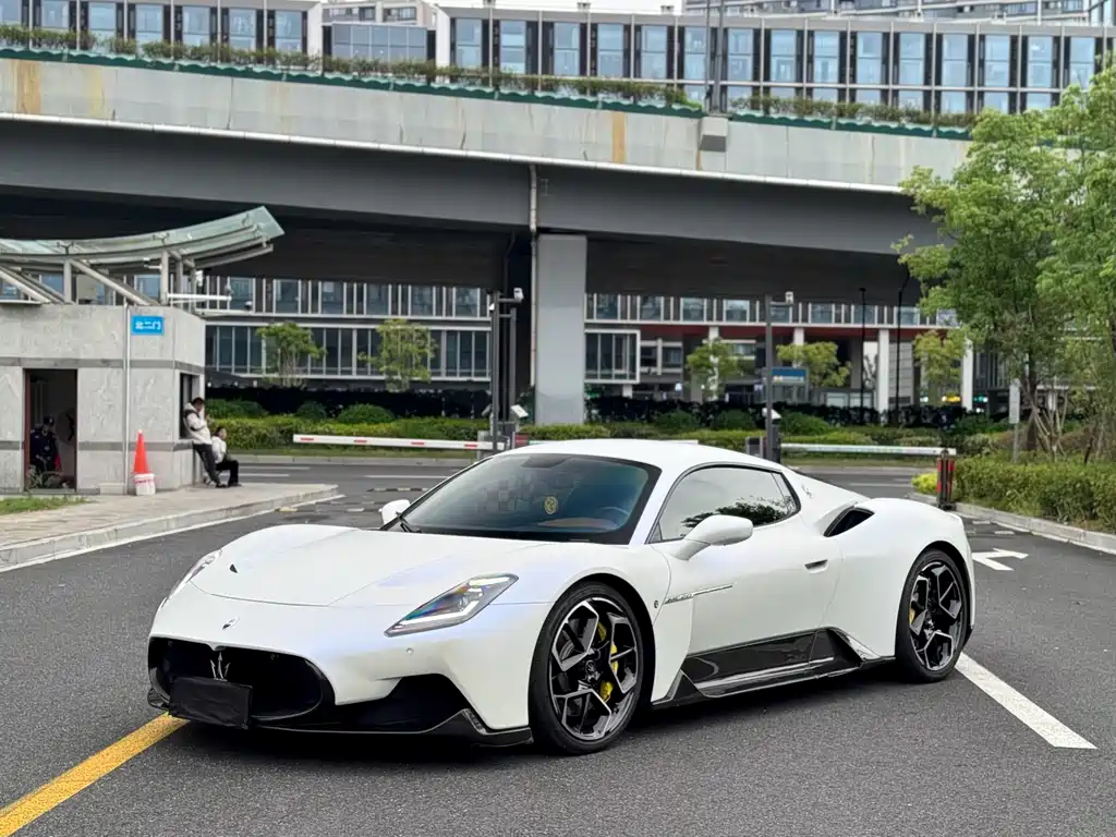 Maserati MC20 2023 model 3.0T Standard Edition