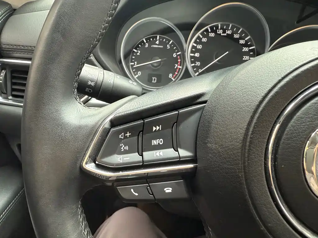 Mazda CX-8 2019 2.5L four-wheel drive exclusive type