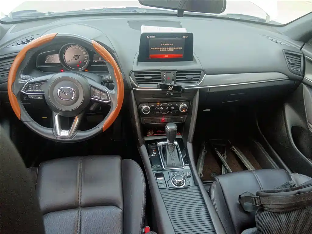 Mazda CX-4 2020 2.0L automatic two-wheel drive Blue Sky Premium version