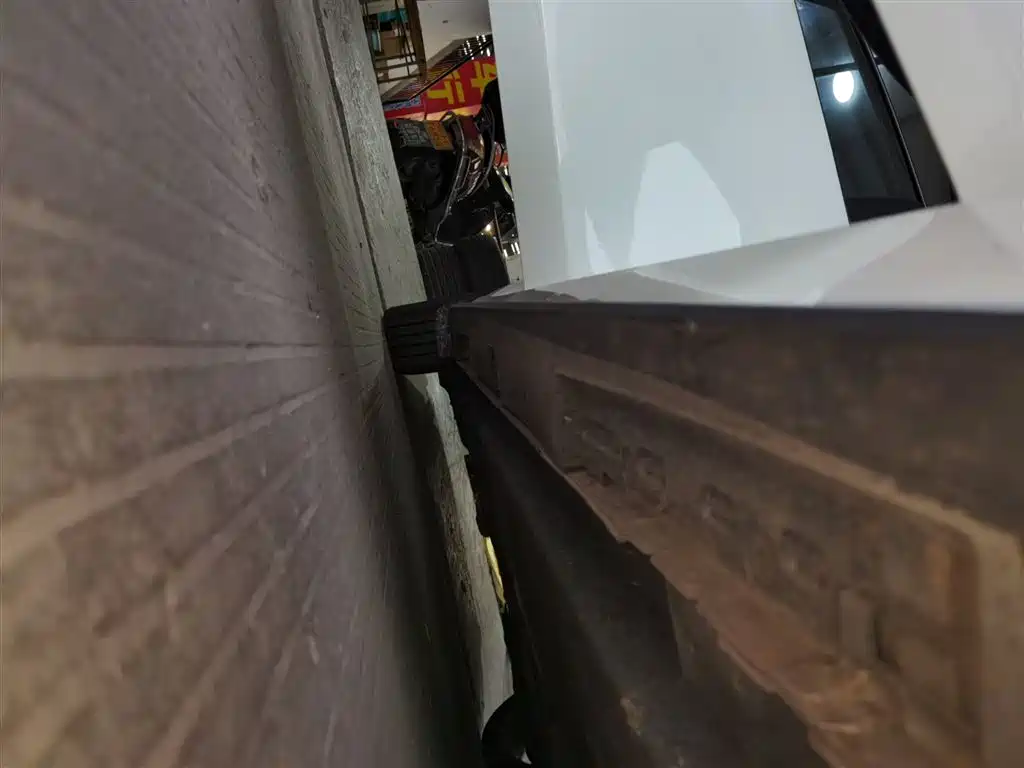 Фото машины 24