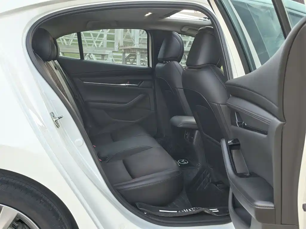 Фото машины 36