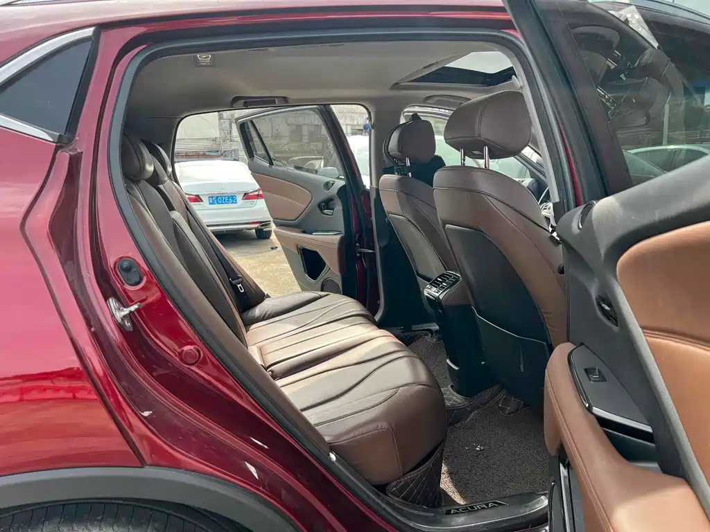 Acura CDX 2019 1.5T two-wheel drive Exclusive Edition