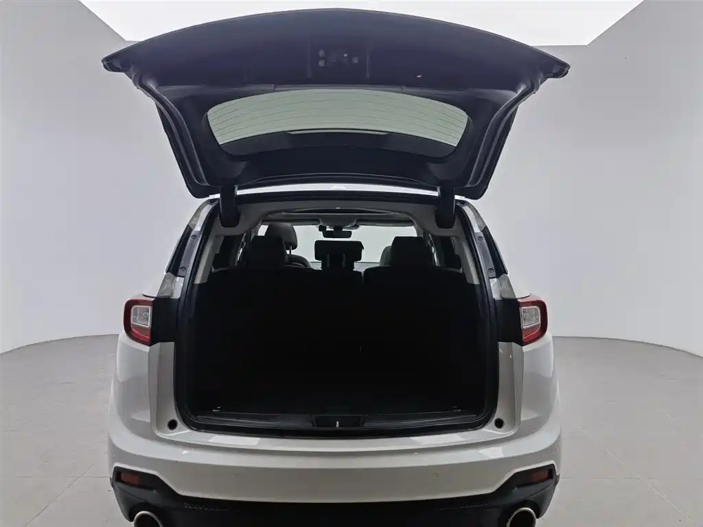 Acura RDX 2020 2.0T Premium Edition