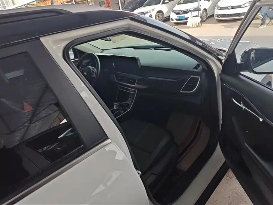 KX3 Proud running 2020 1.5L CVT Trendy Version