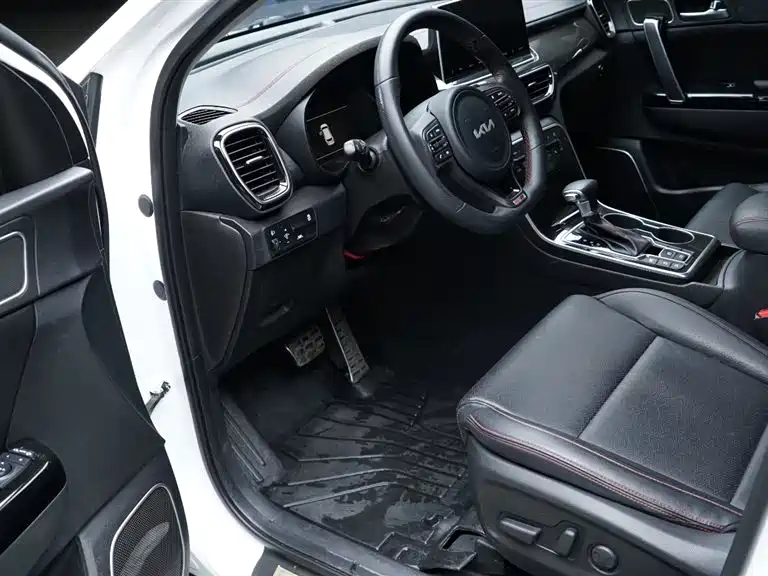 Фото машины 24