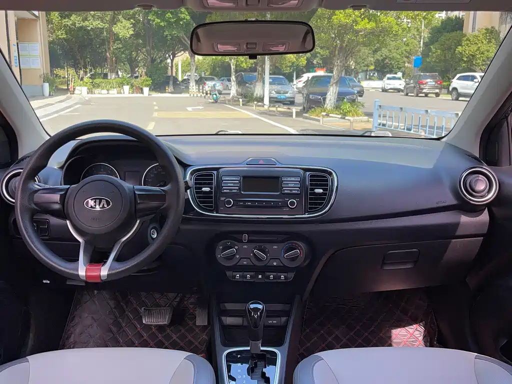 Huanchi 2019 1.4L Automatic Smart Enjoy Edition Value Country VI