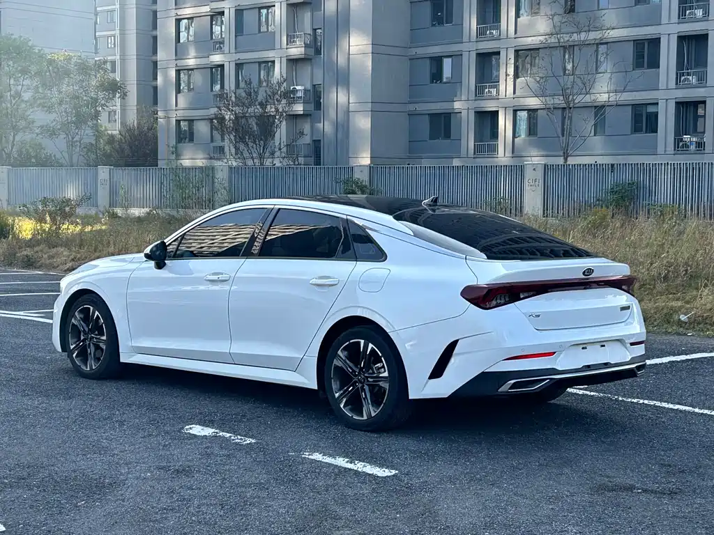 Kia K5 2020 270T CVVD Deluxe Edition