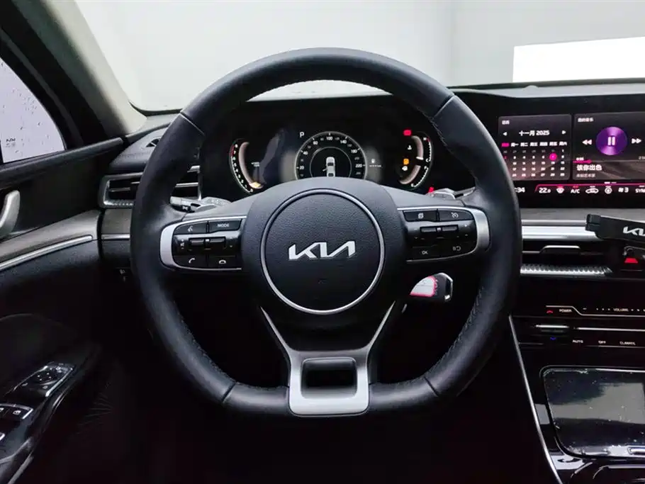 Kia K5 2021 270T CVVD Fashion Edition