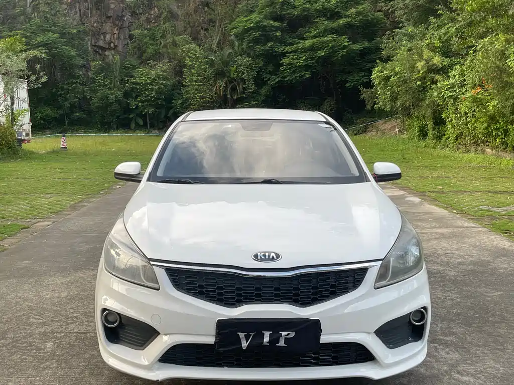 Kia K2 2019 Sedan 1.4L AT 15th Anniversary Special Edition GLS Country VI