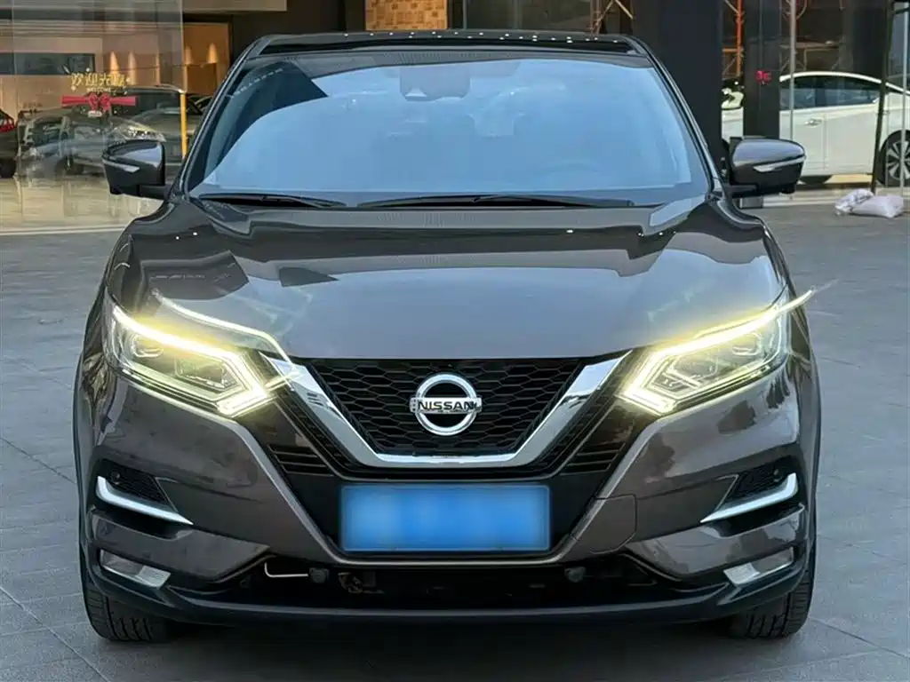 Qashqai 2021 2.0L CVT Deluxe Edition