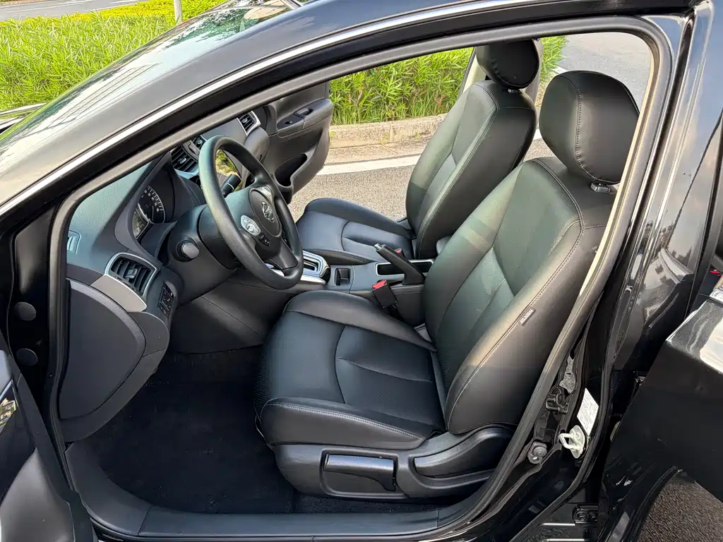 Sylphy 2021 Classic 1.6XL CVT Deluxe Edition