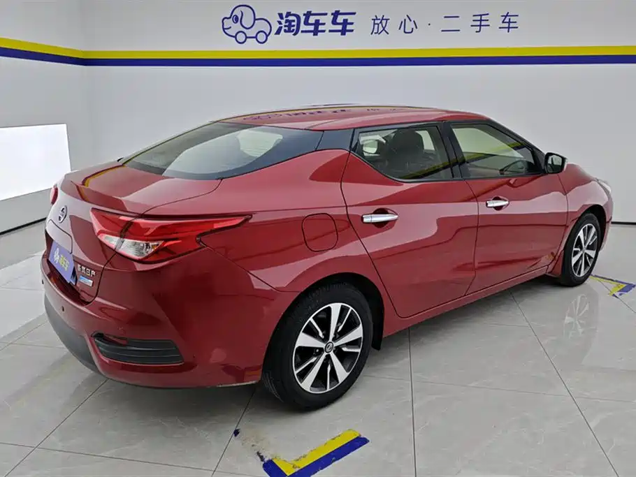 Bluebird 2019 1.6L CVT Cool Version Country VI