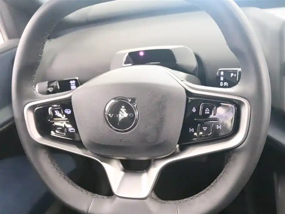 Volvo EX30 2025 rear drive Core