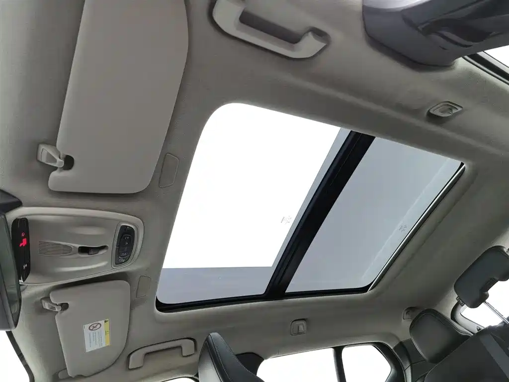 Фото машины 23