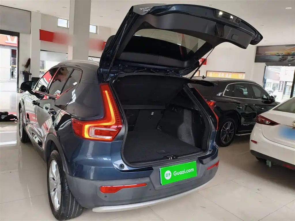 Volvo XC40 2022 T4 four-wheel drive smart fashion edition