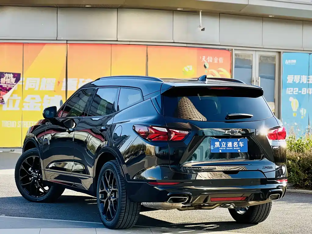 Trailblazer 2022 light hybrid 650T RS Twin-Clutch four-wheel drive 7-seater engine version