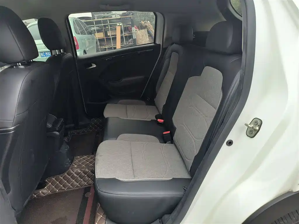 Фото машины 24