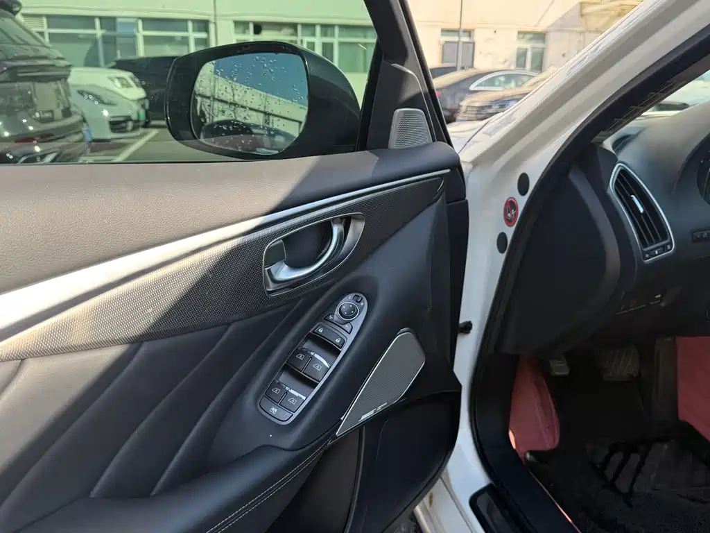 Infiniti Q50L 2019 2.0T 30th Anniversary Limited Edition