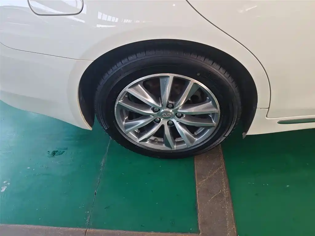 Фото машины 24