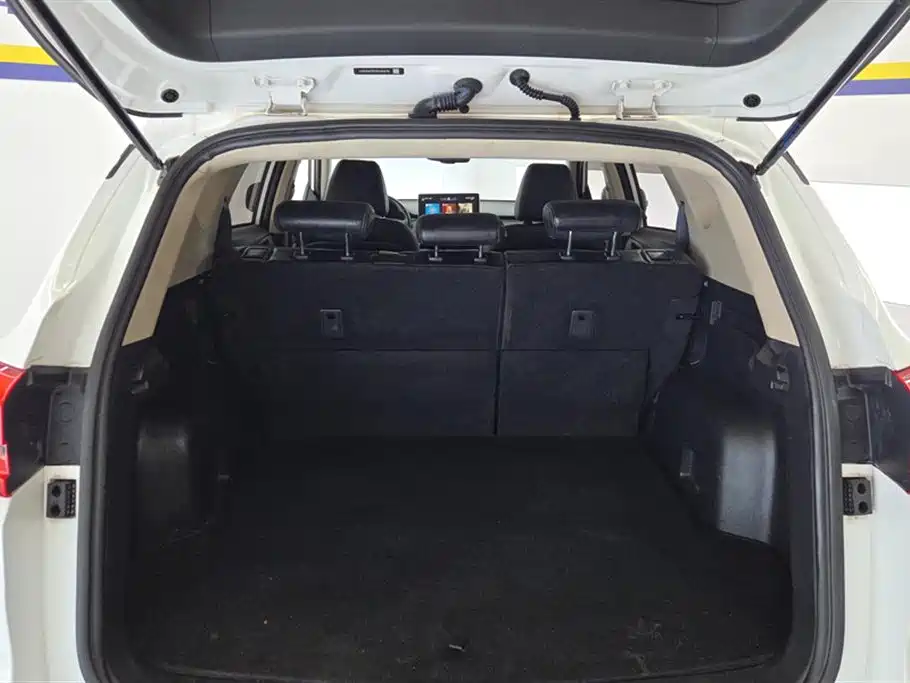 Song 2019 model 1.5TI Automatic Zhilian Yue Yao Type