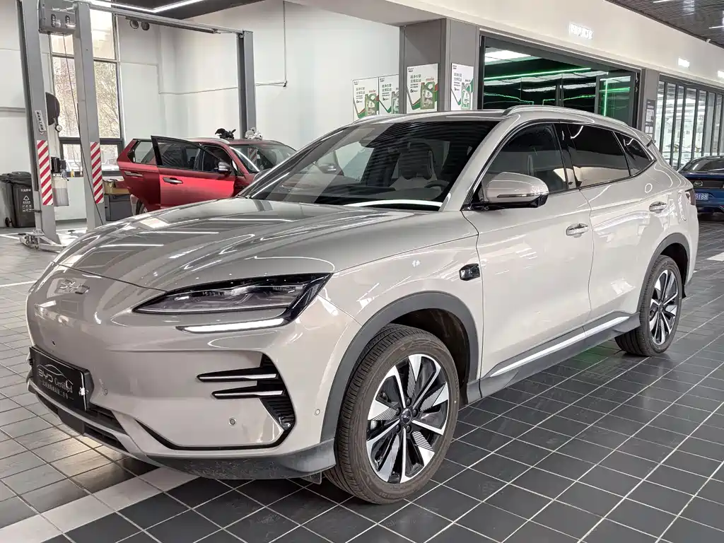 Song PLUS New Energy 2025 EV Smart Driving Version 520km Premium Type