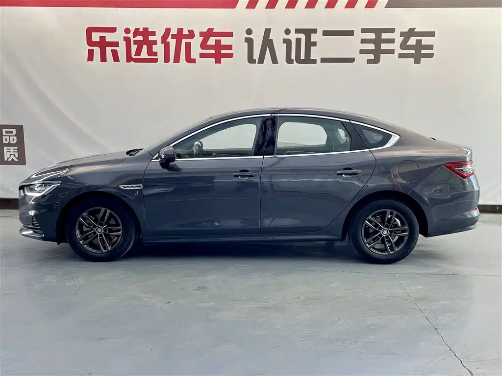 Qin Pro 2019 Super Version 1.5 TI Automatic Zhilian Fengshang National VI