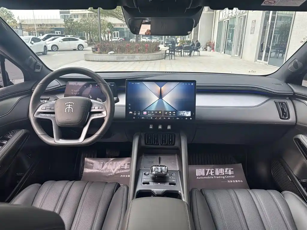 Song L EV 2025 Smart Driving Version 662km lidar Excellent Type