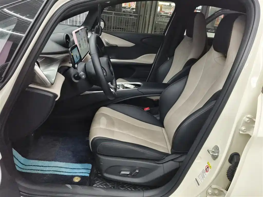 Фото машины 10