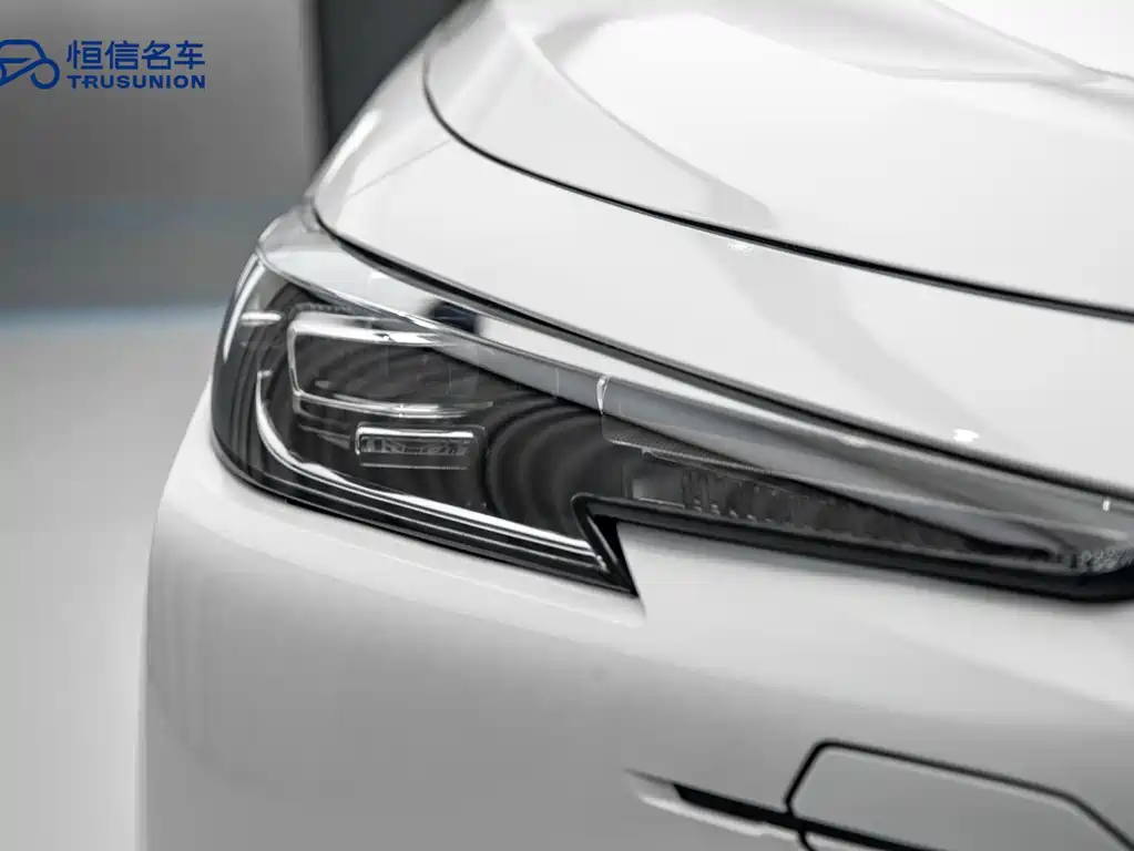 Changan UNI-K Zhidian iDD 2022 Blue Whale iDD 130km 1.5T Premium Type