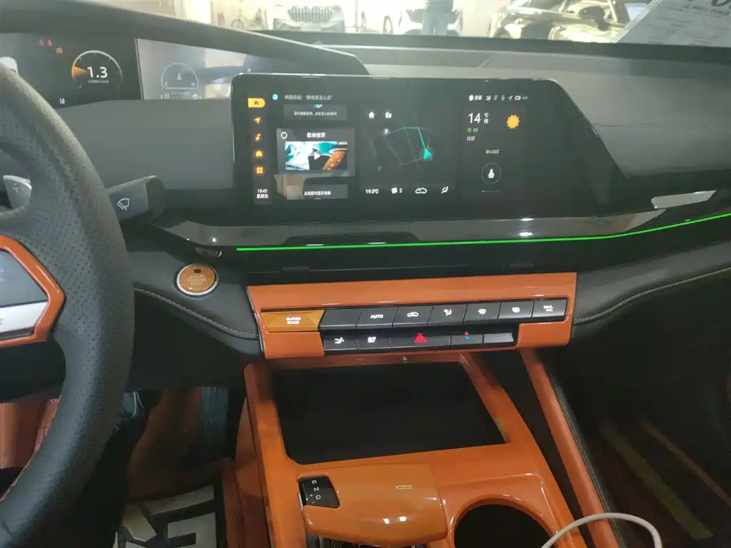 Фото машины 10