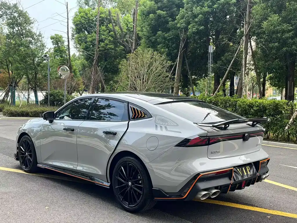 Changan UNI-V 2023 1.5T Sports Version