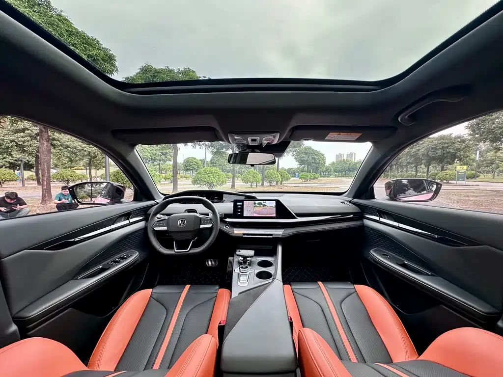 Changan UNI-V 2024 1.5T Premium Sports Type