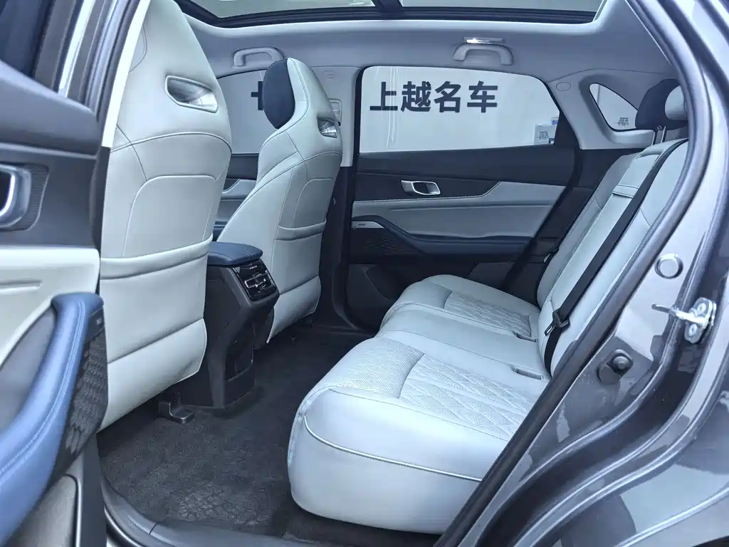 Фото машины 28