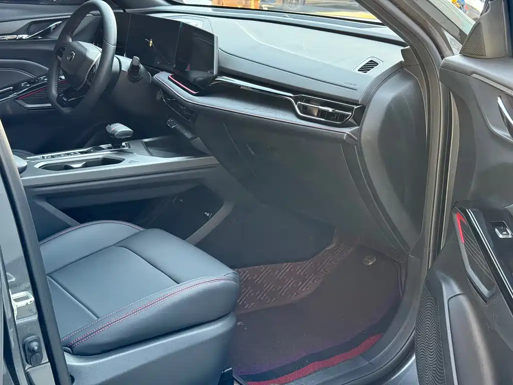 Changan X5 PLUS 2024 model 1.5T DCT enjoy type