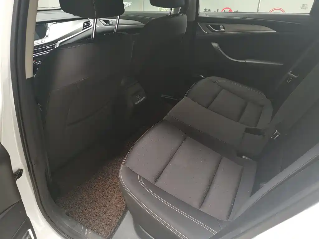 Yidong New Energy 2019 EV460 Smart Edition