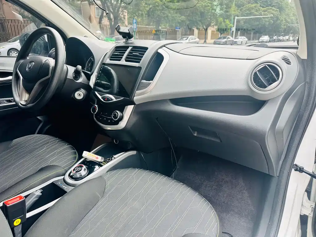 Фото машины 24