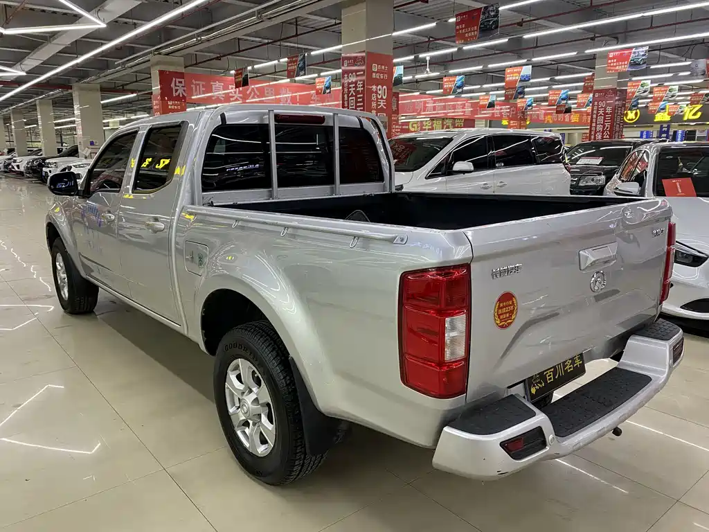 Fengjun 7 2021 2.0T diesel two-wheel drive elite large double GW4D20M