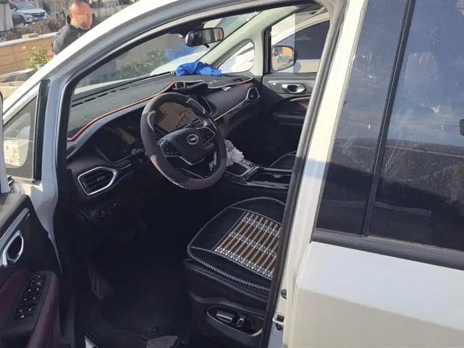 Trumpchi M6 2023 PRO 270T DCT Deluxe Edition