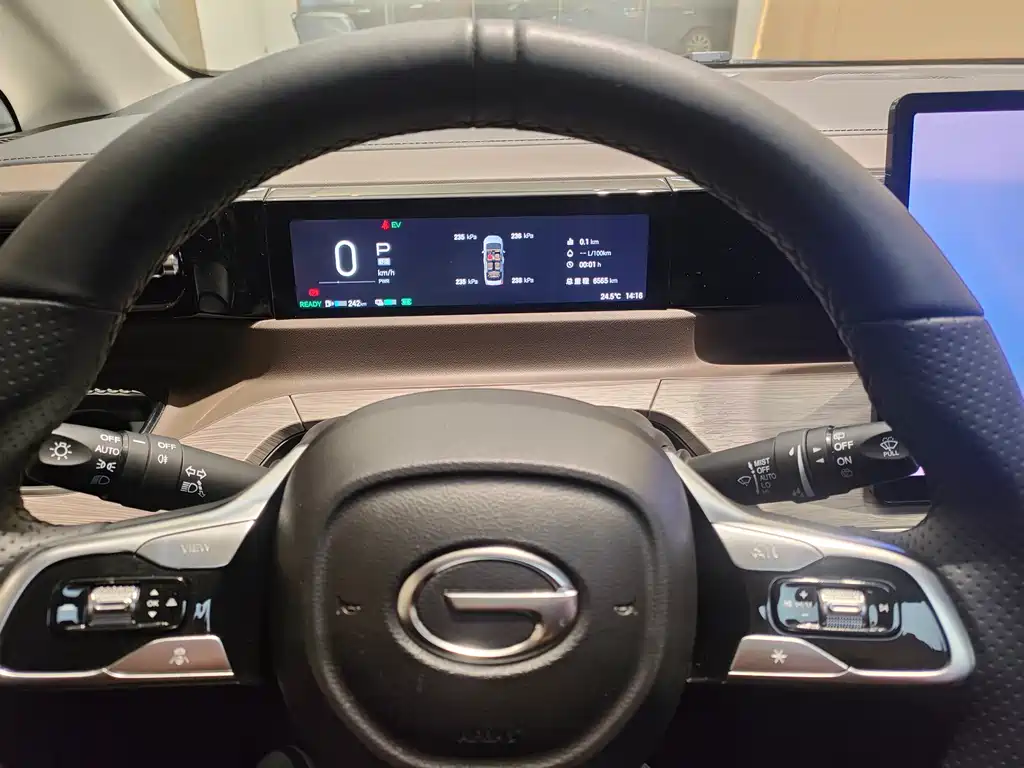 Trumpchi E8 2024 Glory Series 2.0L Glory Edition